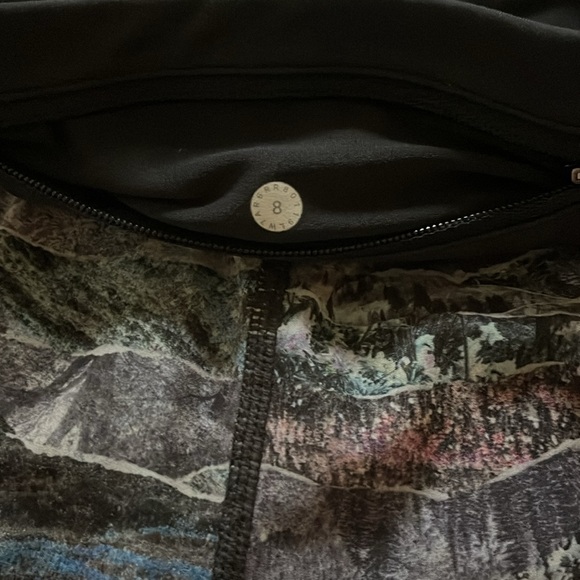 Lululemon Speed Up Short LR 2.5” Size: 8 Color: Grey Multi - Picture 4 of 4